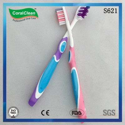 Adult′s Rubber Handle Nylon Filaments Toothbrush